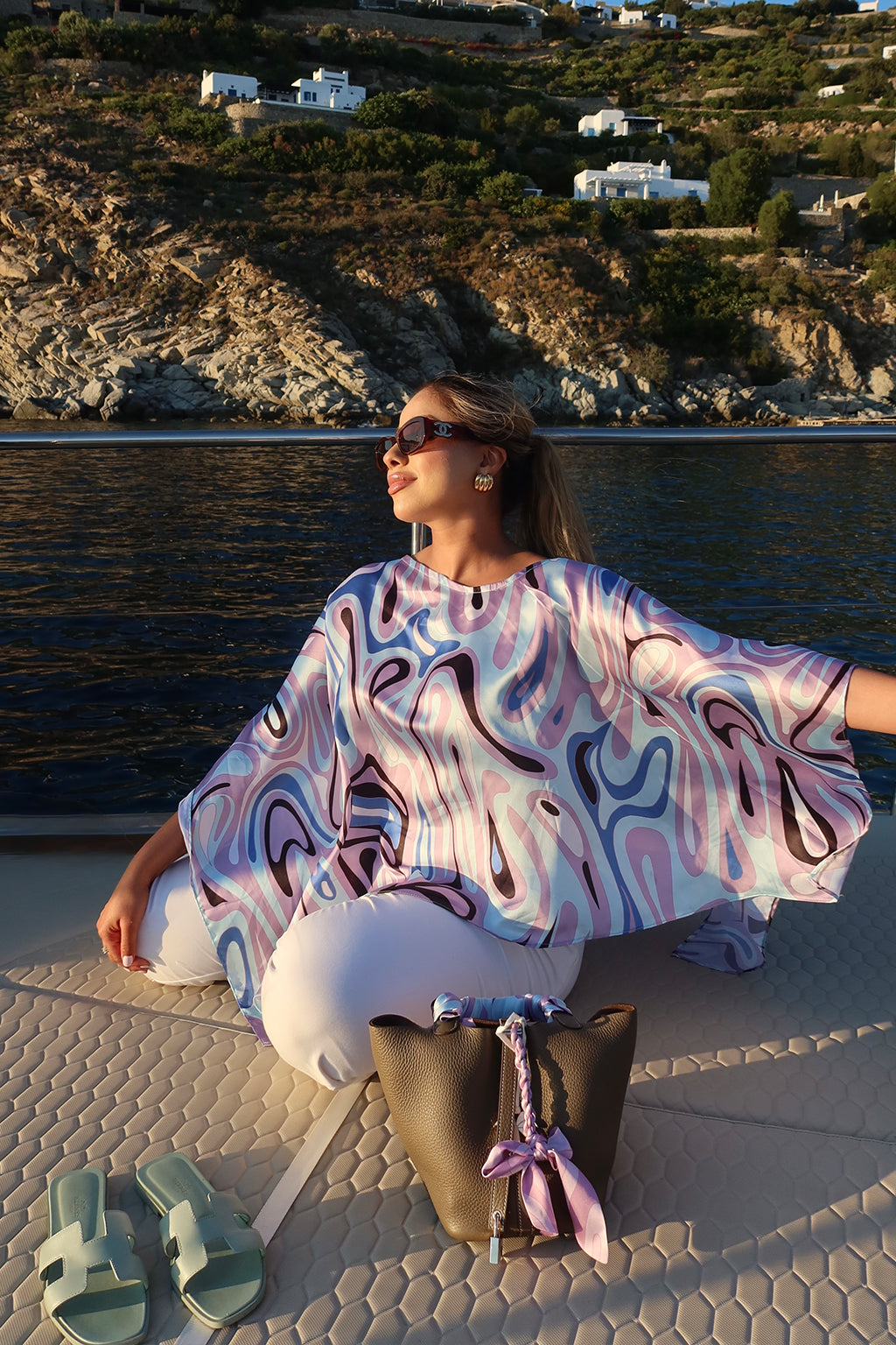 Gaia cape